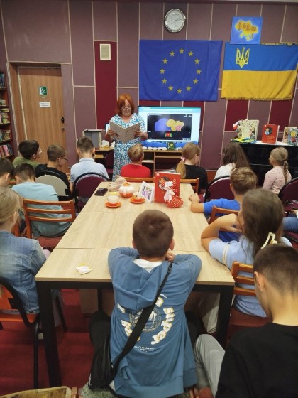 Подорож по Країні Див